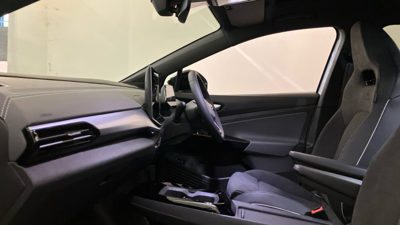 Volkswagen ID.4 210kW Black Edition Pro 77kWh 5dr Auto Electric Estate